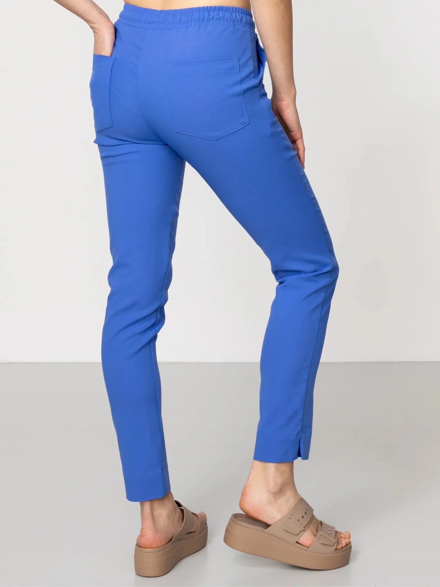Spodnie medyczne damskie - NESSA vein blue