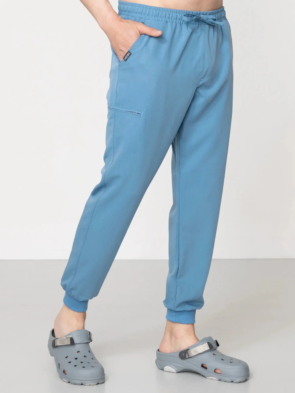 Spodnie medyczne męskie- joggery GENUS candy blue